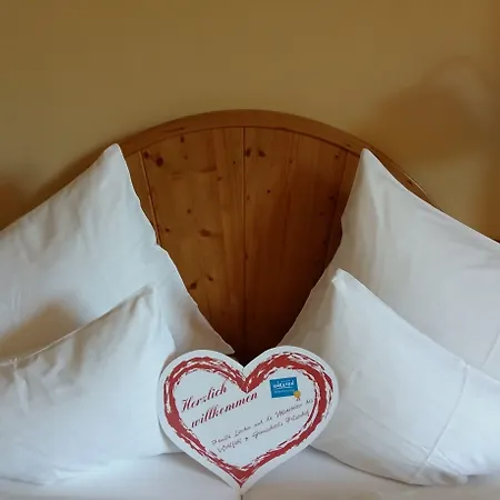 Wohlfuehl & Genusshotel Felsenhof Szálloda Bad Kleinkirchheim