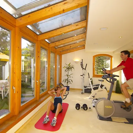 Wohlfuehl & Genusshotel Felsenhof Bad Kleinkirchheim