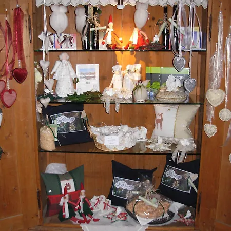 Wohlfuehl & Genusshotel Felsenhof Szálloda 4*