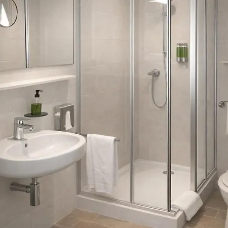 Wohlfuehl & Genusshotel Felsenhof Готель 4*