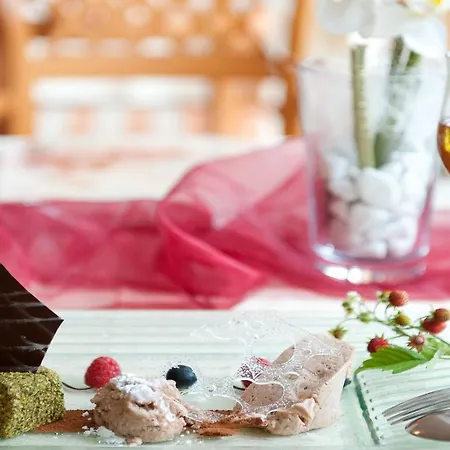 酒店 Wohlfuehl & Genusshotel Felsenhof 4*
