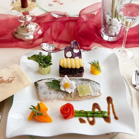 Wohlfuehl & Genusshotel Felsenhof Hotel Bad Kleinkirchheim