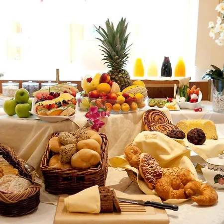 Wohlfuehl & Genusshotel Felsenhof Hotel