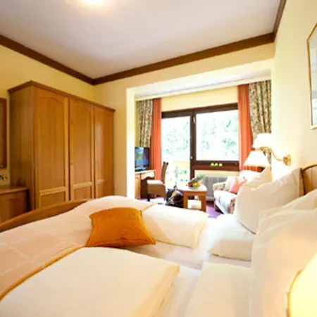 Wohlfuehl & Genusshotel Felsenhof 4* 바트키르히하임