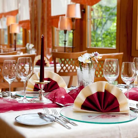 Wohlfuehl & Genusshotel Felsenhof 4* Bad Kleinkirchheim