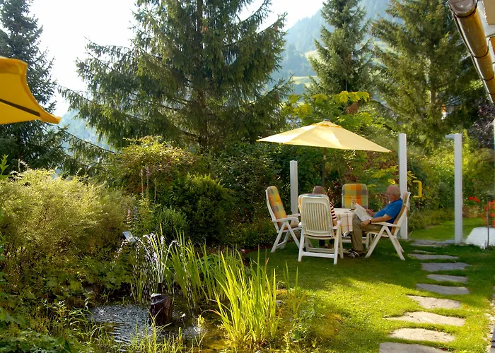 Wohlfuehl & Genusshotel Felsenhof Готель Бад-Кляйнкірхгайм