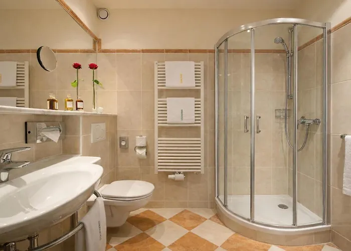 Wohlfuehl & Genusshotel Felsenhof Готель