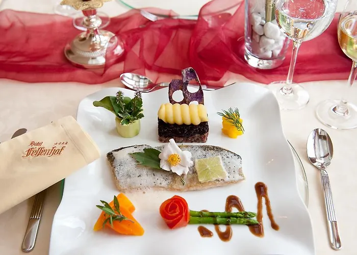 Wohlfuehl & Genusshotel Felsenhof Готель Бад-Кляйнкірхгайм