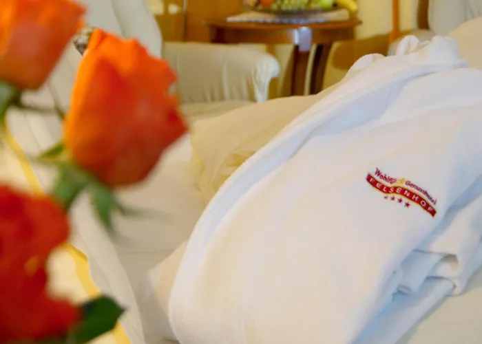 Wohlfuehl & Genusshotel Felsenhof Готель